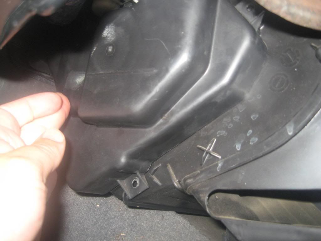 No heat maybe bad blend door linkage The Chrysler Minivan Fan Club